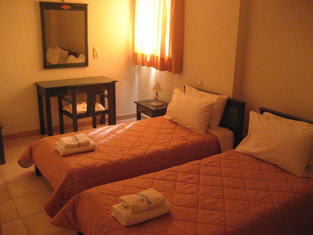 Kyveli Hotel Apartments Vrontados Exterior photo